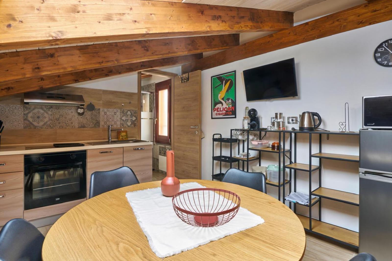 Appartamento Casa Antonella Al Centro Di Càbras Esterno foto